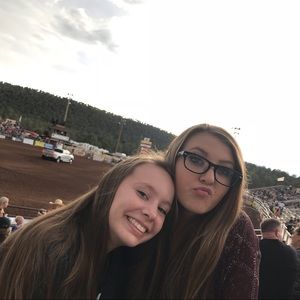 Meet your Posher, Bella